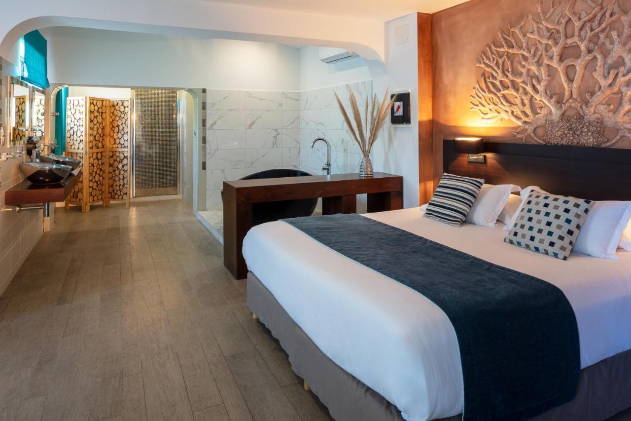 Hotel Le Ruesco 3*